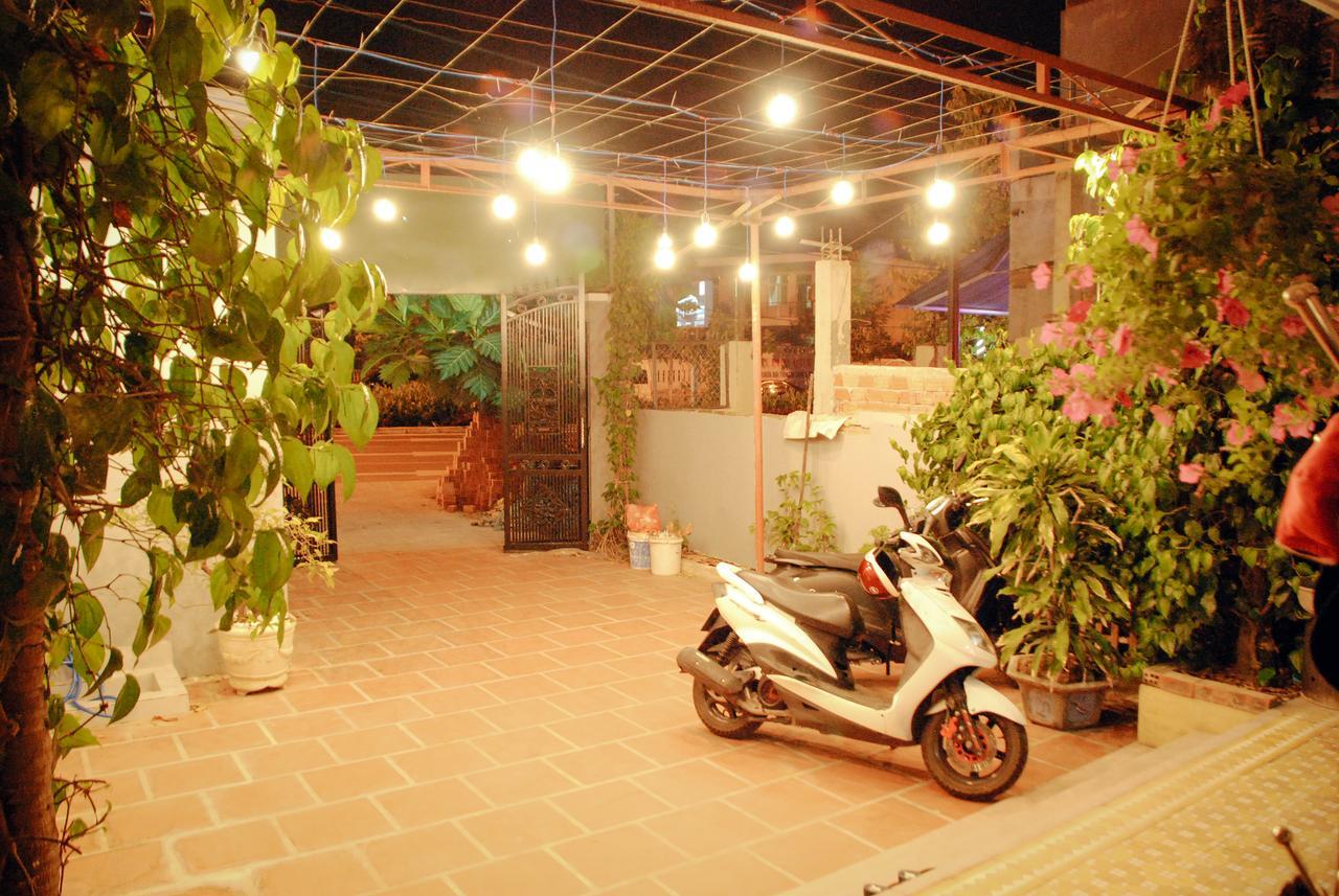 Winna Airport Hostel Da Nang Esterno foto